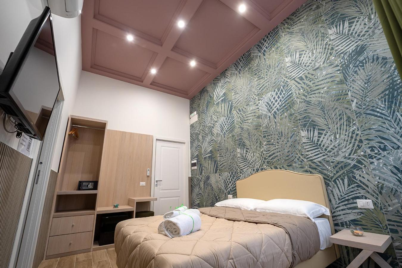 P.c. Boutique Medina H. Centro, By Clapa Group Napels