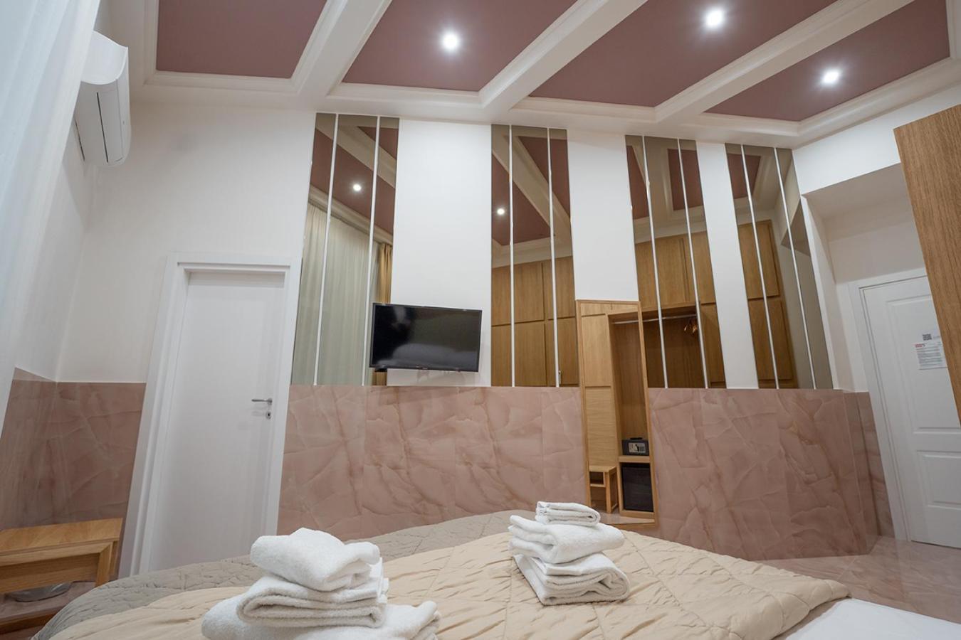 P.c. Boutique Medina H. Centro, By Clapa Group Gasthuis Napels
